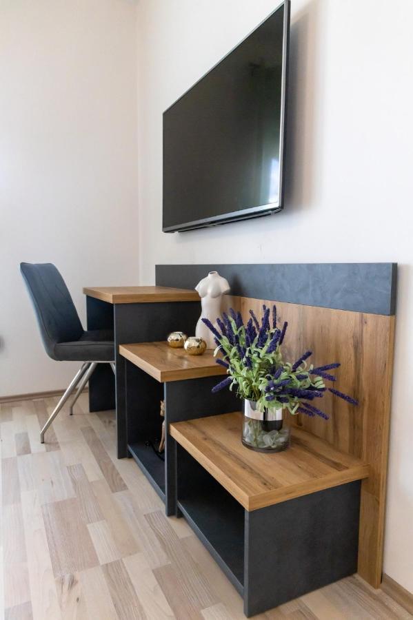 Sunny Adriatic Apartment โปเรช ภายนอก รูปภาพ