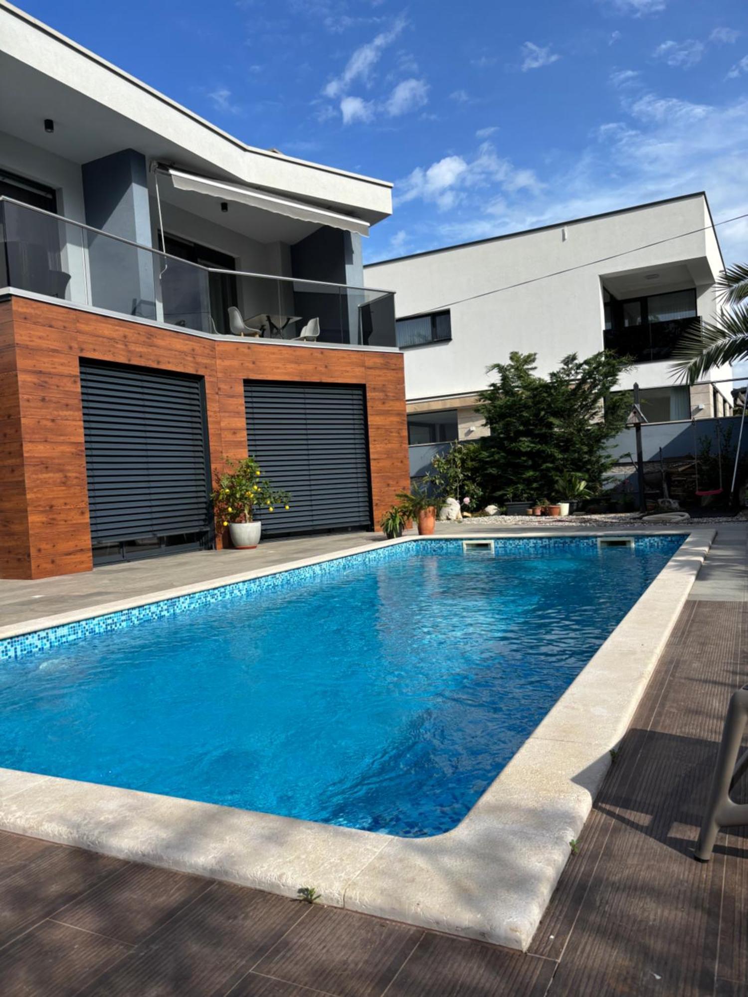 Sunny Adriatic Apartment โปเรช ภายนอก รูปภาพ